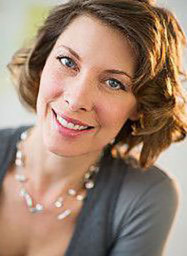 Mira Gergens - Karten legen - Narzisstische Partner - GELEBTE-LIEBE-COACHING - Sinnkrisen - Transformation durch Trauminformationen