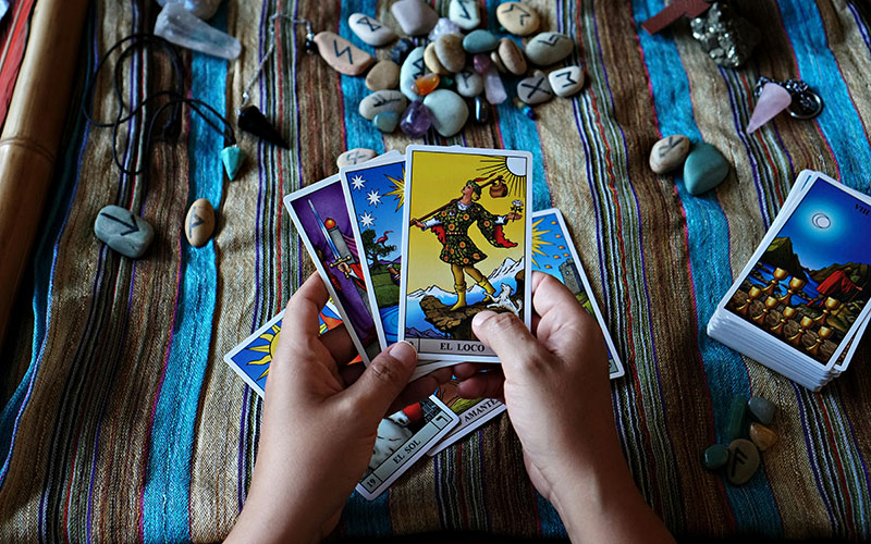 Kartenlegen bei Liebeskummer